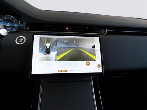 New 2026 Land Rover Range Rover Evoque Dynamic SE image 24