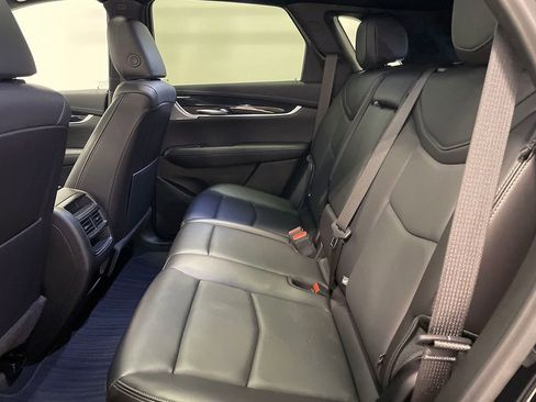 Used 2025 Cadillac XT5 Premium Luxury image 22