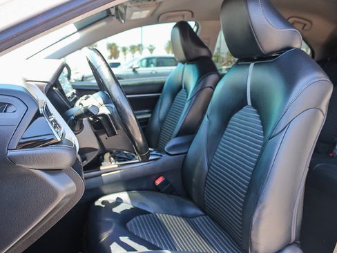 Used 2023 Toyota Camry SE FWD image 17
