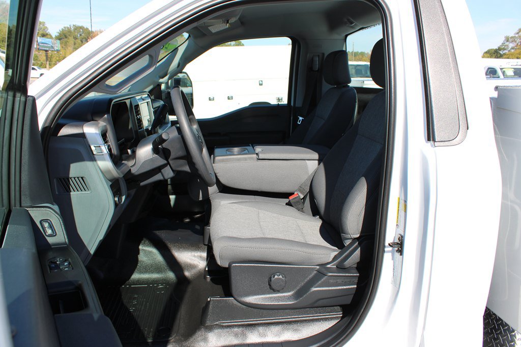 Used 2027 Ford F250 XL RWD image 21