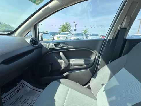 Used 2016 Ford Fiesta S FWD image 16