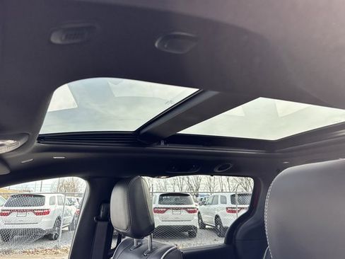 New 2026 Chrysler Pacifica Limited image 22