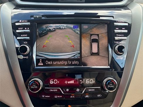 Used 2024 Nissan Murano SL image 27