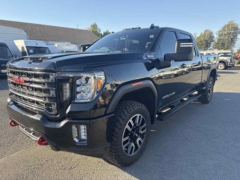 Used 2023 GMC Sierra 2500 AT4 w/ Gooseneck/5TH Wheel Package image 9