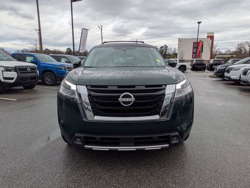 Certified 2023 Nissan Pathfinder Platinum image 9
