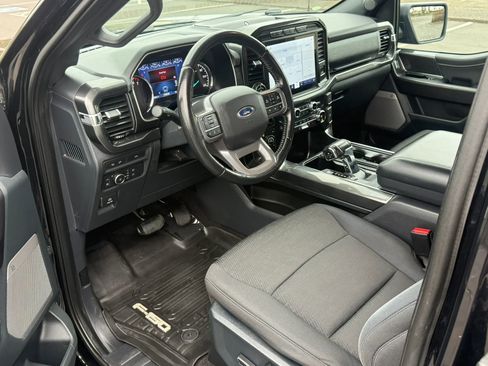 Used 2021 Ford F150 XLT w/ Equipment Group 302A High image 12