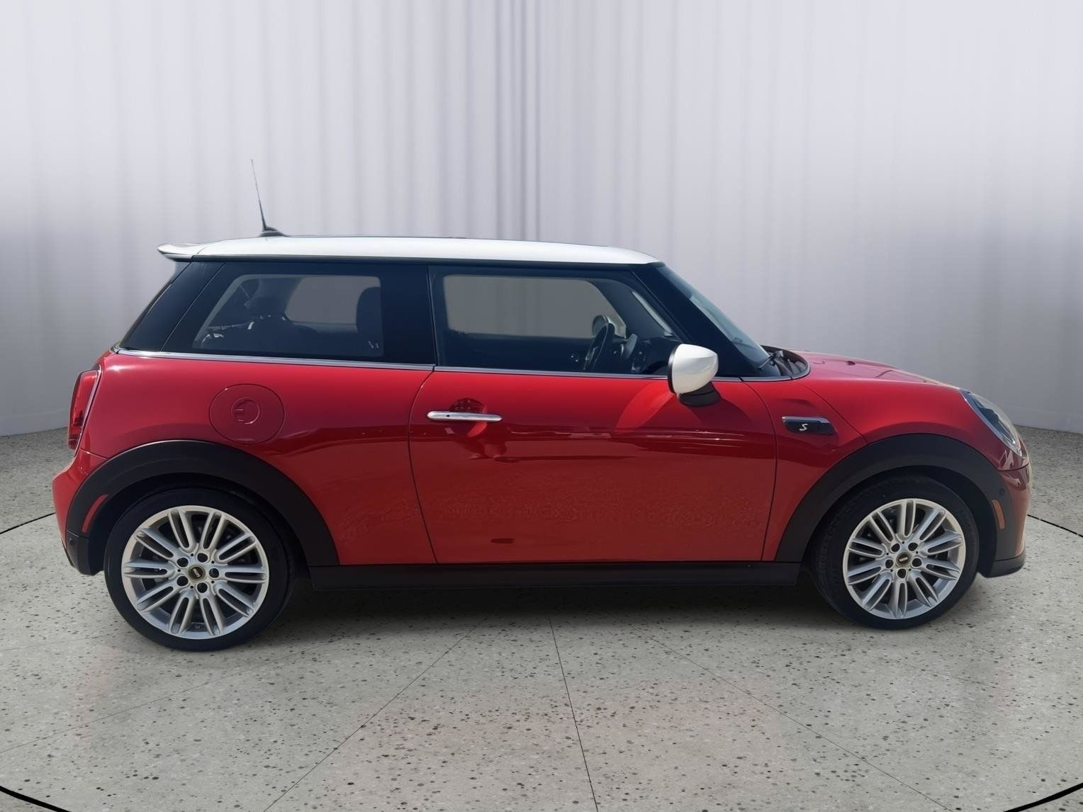Used 2022 MINI Cooper SE w/ Driver Assistance Package FWD image 6