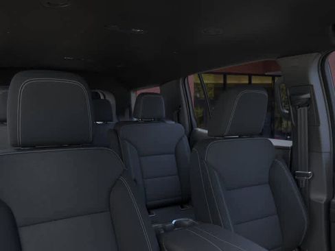 New 2026 Chevrolet Traverse LT w/ Driver Confidence Package image 24