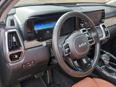 Used 2022 Kia Sorento SX Prestige w/ Rust Color Package image 12