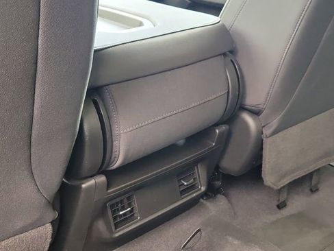 Used 2020 Chevrolet Silverado 1500 Custom Trail Boss w/ Custom Convenience Package AWD/4WD image 10