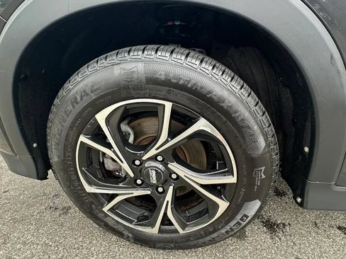 Used 2016 Honda HR-V LX image 9