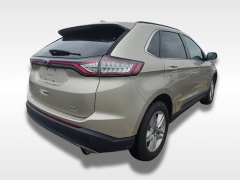 Used 2017 Ford Edge SEL w/ Equipment Group 201A FWD image 4