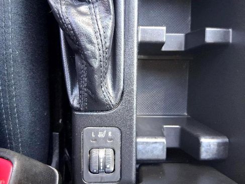 Used 2010 Subaru Forester 2.5X Premium image 31