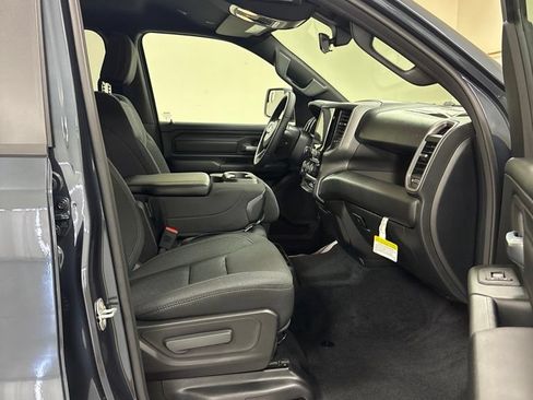 New 2026 RAM 1500 Express AWD/4WD image 21