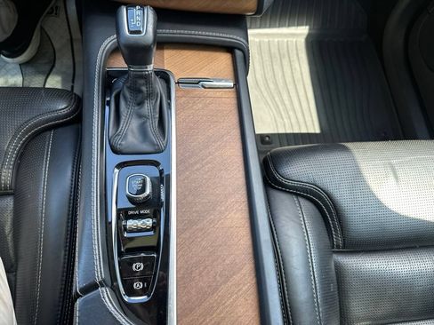 Used 2020 Volvo XC90 T6 Inscription AWD/4WD image 33