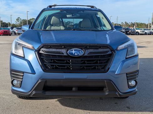 Used 2022 Subaru Forester Limited w/ Popular Package #2 image 3