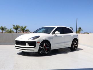 Certified 2023 Porsche Macan S AWD/4WD video 1