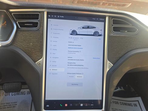 Used 2014 Tesla Model S P85 RWD image 28