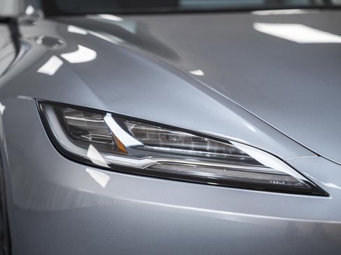 Used 2025 Tesla Model 3 Long Range image 15