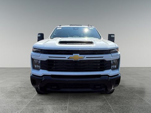 New 2026 Chevrolet Silverado 2500 Custom w/ Custom Value Package AWD/4WD image 8