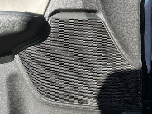 Used 2017 Honda CR-V EX-L image 14