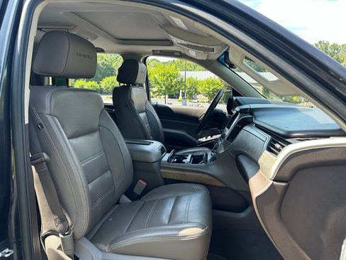 Used 2020 GMC Yukon Denali w/ Denali Premium Package RWD image 53