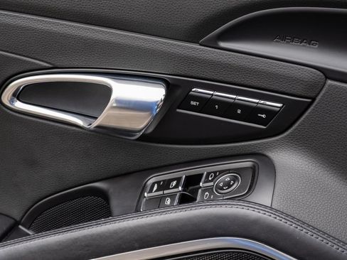 Used 2016 Porsche 911 Carrera S RWD image 31
