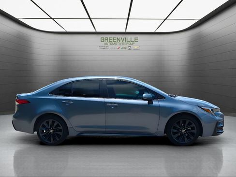 Used 2024 Toyota Corolla SE image 7