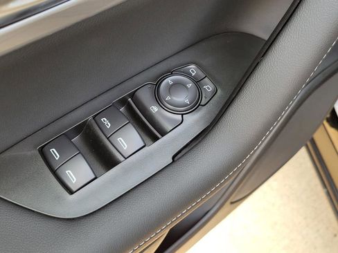 New 2026 Chevrolet Blazer LT image 15