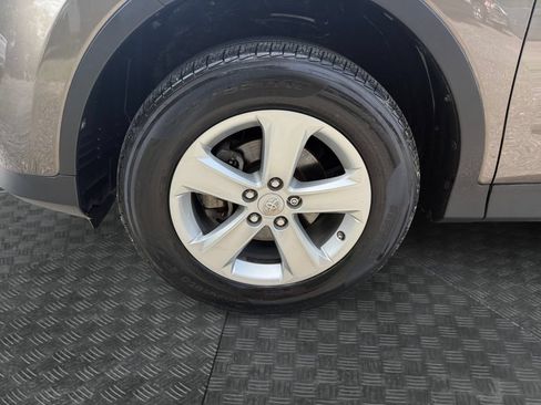 Used 2014 Toyota RAV4 XLE FWD image 14