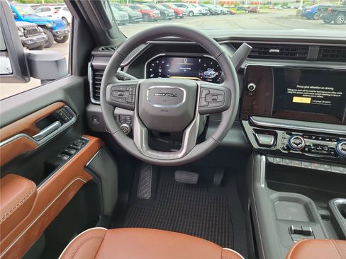 New 2026 GMC Sierra 2500 Denali Ultimate AWD/4WD image 9