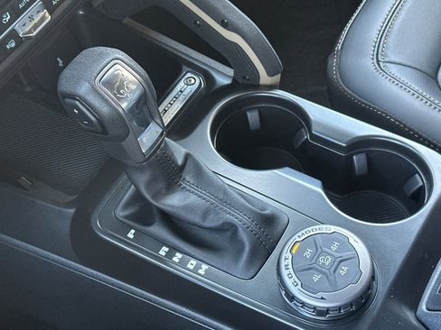 New 2026 Ford Bronco Badlands AWD/4WD image 22