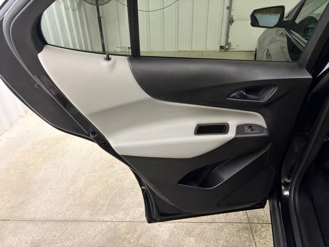 Used 2022 Chevrolet Equinox LS w/ LS Convenience Package FWD image 11