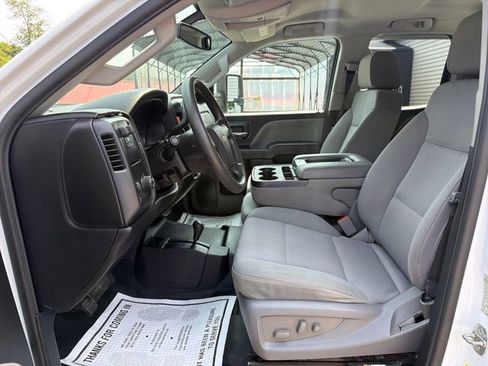 Used 2019 Chevrolet Silverado 2500 W/T AWD/4WD image 10