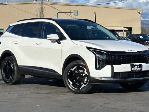 New 2026 Kia Sportage EX AWD/4WD image 2