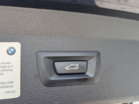 Used 2018 BMW X1 sDrive28i image 17