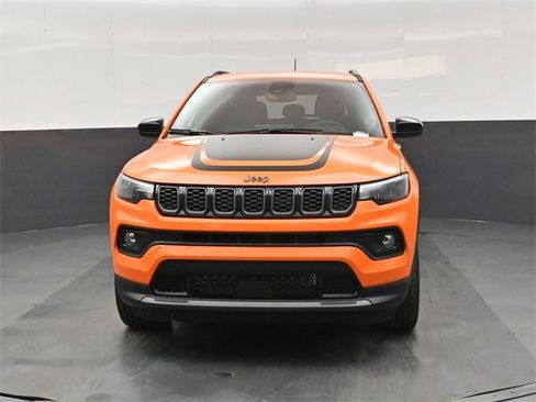 New 2026 Jeep Compass Latitude image 8