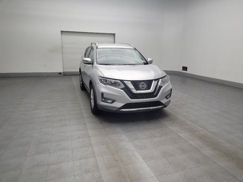 Used 2017 Nissan Rogue SV image 13