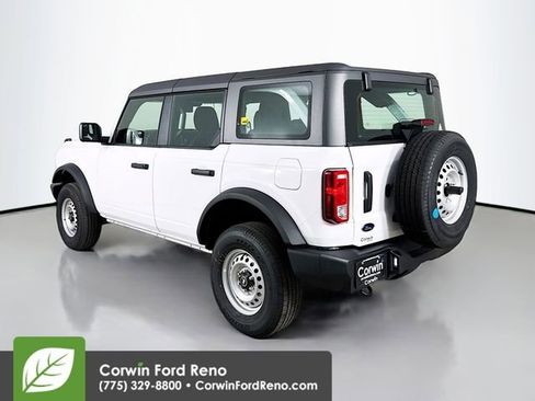 New 2025 Ford Bronco 4-Door image 5