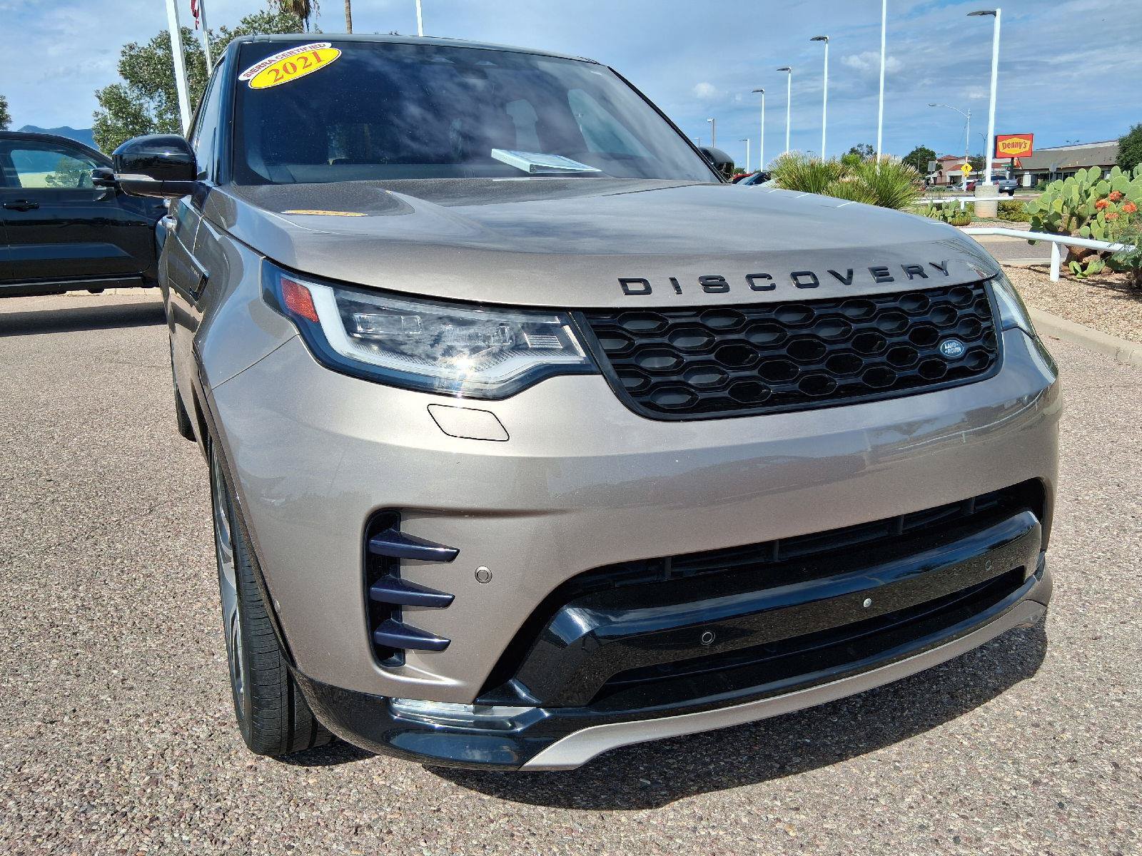 Used 2021 Land Rover Discovery HSE R-Dynamic AWD/4WD image 16