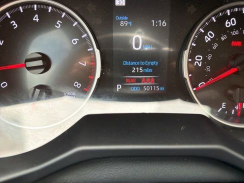 Used 2022 Toyota RAV4 LE AWD/4WD image 27