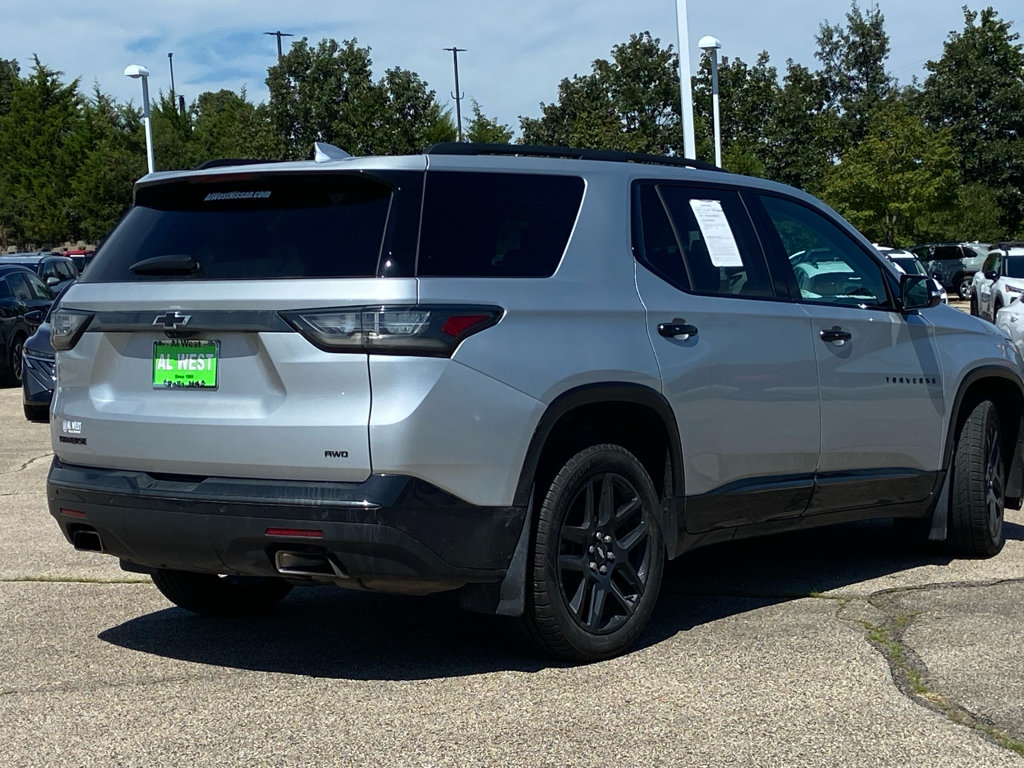 Used 2021 Chevrolet Traverse Premier w/ Redline Edition AWD/4WD image 3