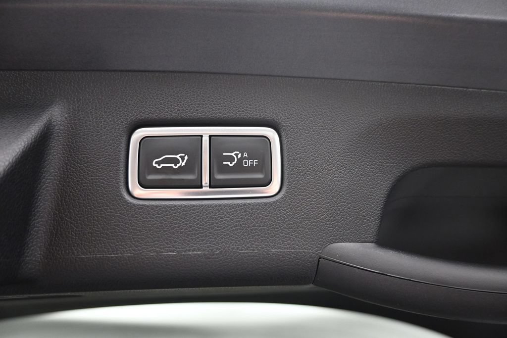 Used 2025 Kia Sorento SX AWD/4WD image 12