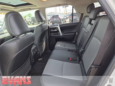 Used 2019 Toyota 4Runner SR5 Premium AWD/4WD image 26
