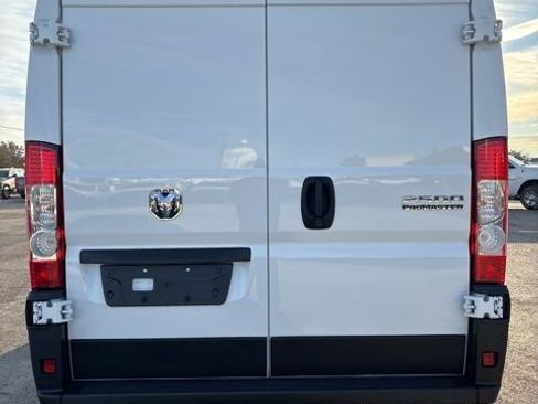 New 2026 RAM ProMaster 2500 w/ Convenience Group image 3