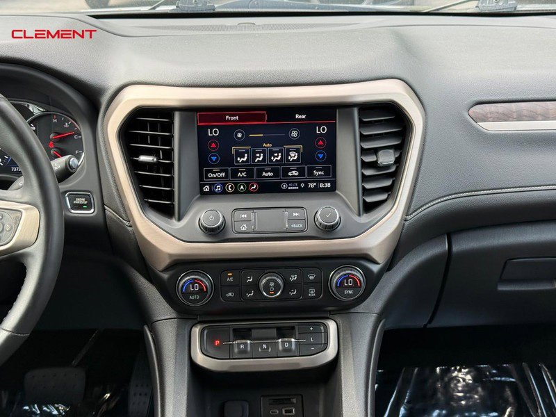 Used 2023 GMC Acadia Denali w/ Denali Technology Package AWD/4WD image 17