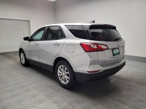 Used 2021 Chevrolet Equinox LS FWD image 5