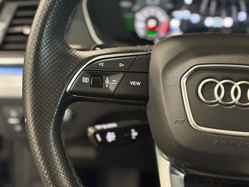 Used 2022 Audi Q5 e Prestige w/ Prestige Package image 26