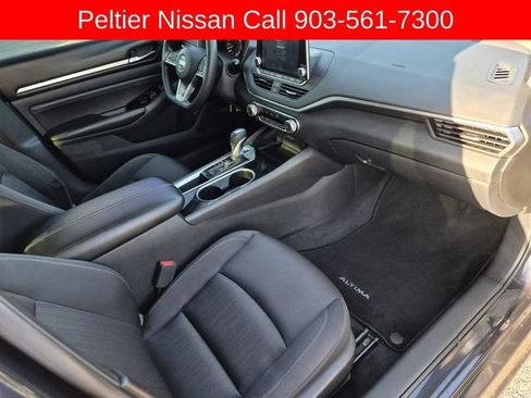 Used 2021 Nissan Altima 2.5 SV FWD image 11