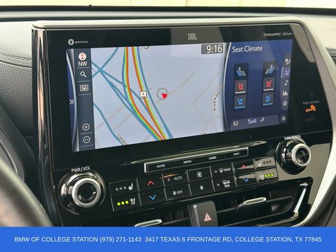 Used 2021 Toyota Highlander Platinum FWD image 14